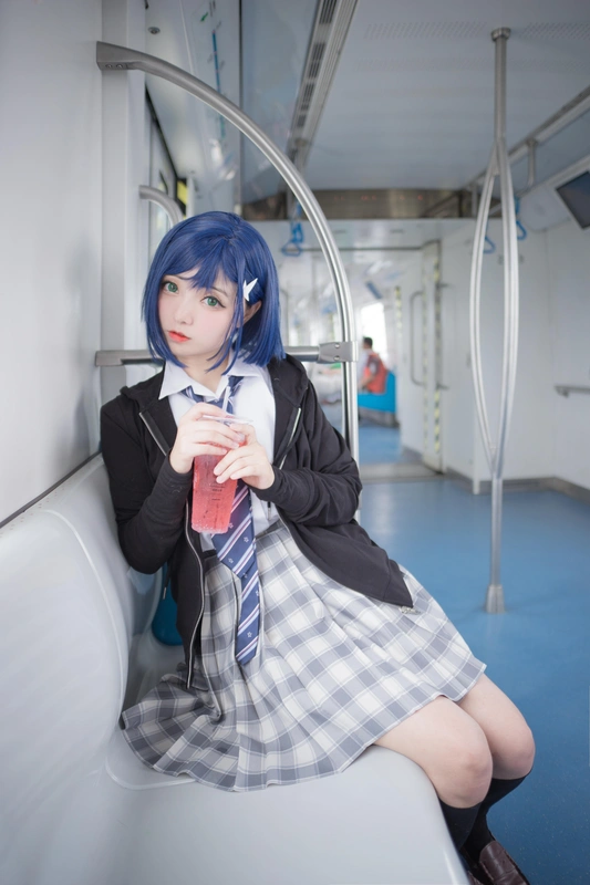 DARLING IN THE FRANXX发莓啦(╯3╰) - 斯文文文文